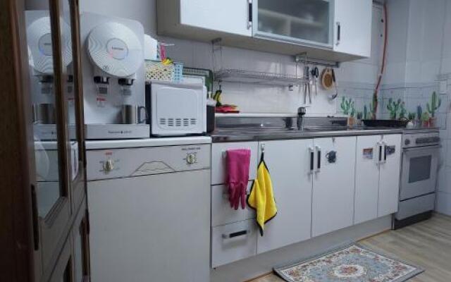 Jeonju j & j Guesthouse