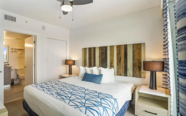 Oceana 204 East