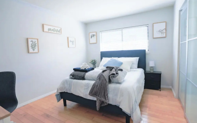 Sunnyvale 3B2b Super Big House