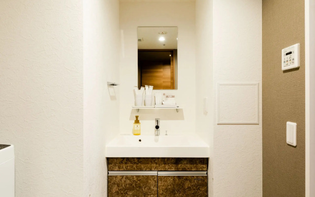 TAKUTO HOTEL Shinsaibashi