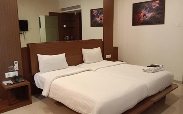 Fabhotel Prime Ivy Studio
