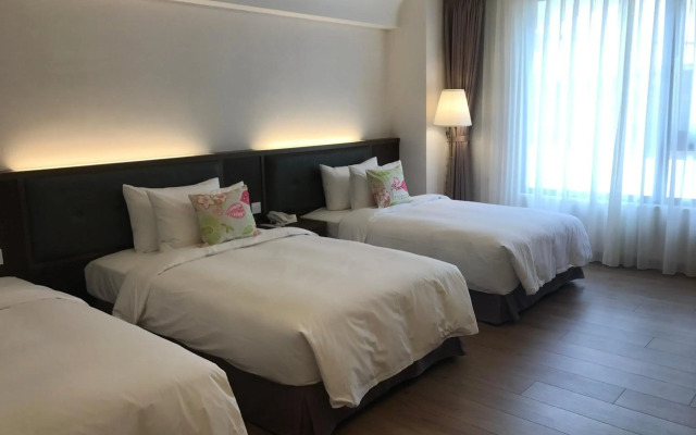 ML Hotel