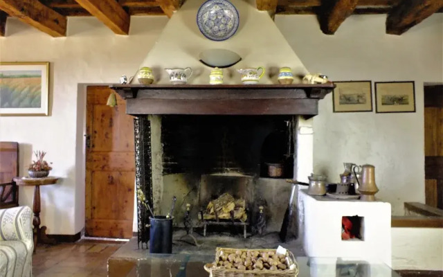 Whole Cottage In The Old Winery