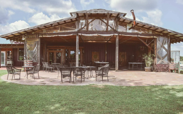 Tara Vineyard And Winery