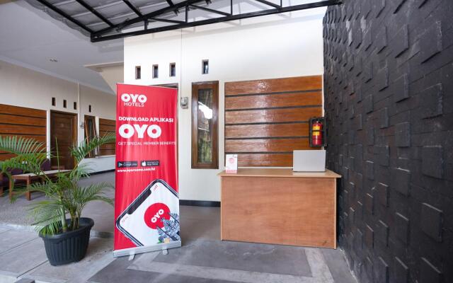 Super OYO 1226 Al Abror Homestay