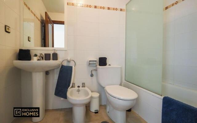 Estupendo piso en primera linea de playa; RONDA IV