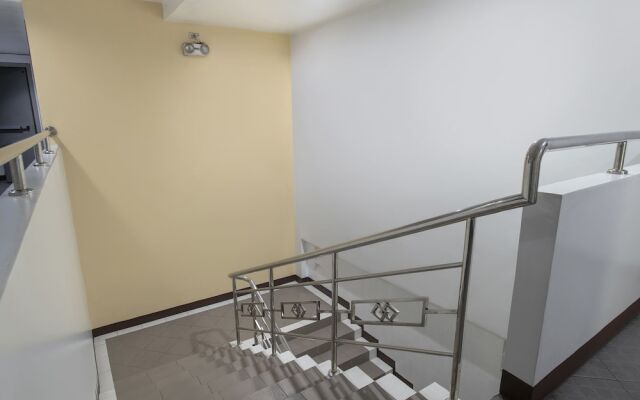 OYO 549 Sajj Bldg