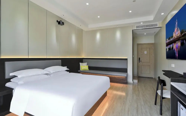 Yinshu Lunas Vila Courtyard Garden Resort  (Shanghai International Tourism Resort Branch)