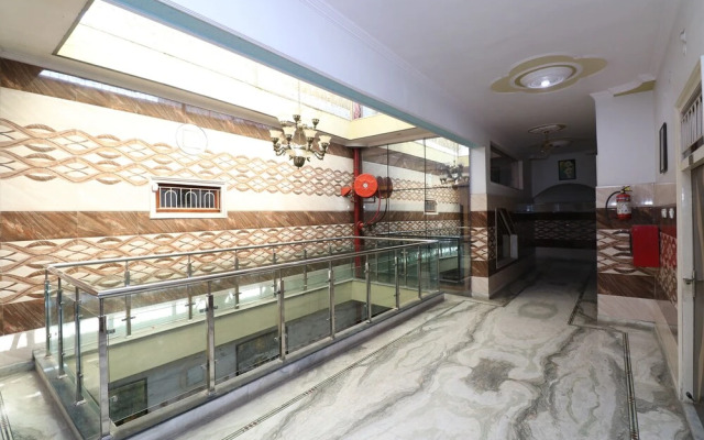 OYO 29309 Hotel Taj Palace