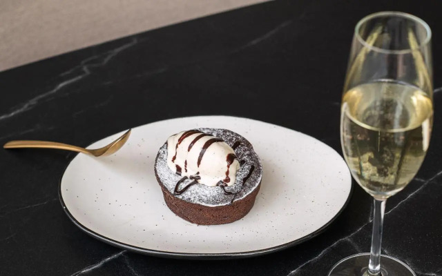 Senator Gran Vía 70 Spa Hotel