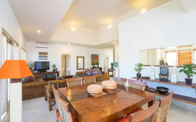 Beach Melati Apartments