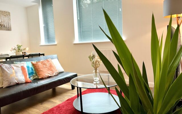 Captivating 2-bed Apartment in Bedford