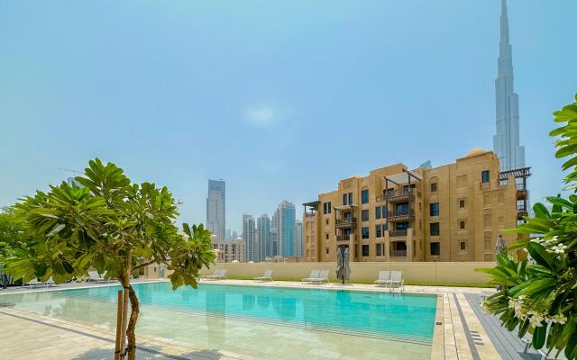 DXB - Burj Royale - 206 - DT