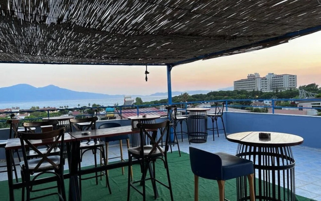 Blue Star Otel