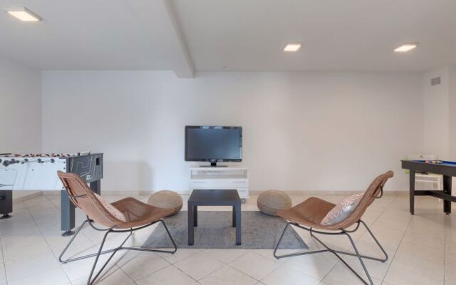 Villa Beach Front Ba Anija
