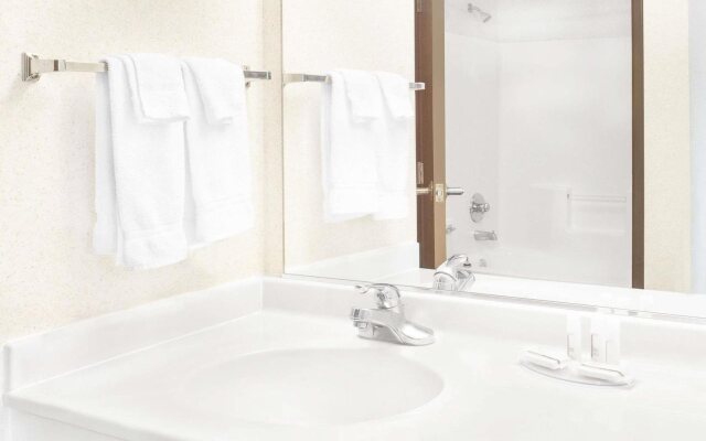 Quality Inn & Suites Willows