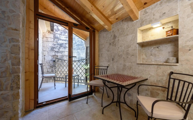 Villa Kudelik - Stone Story