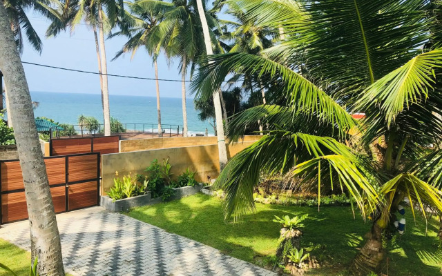 Ocean Caves, Balapitiya