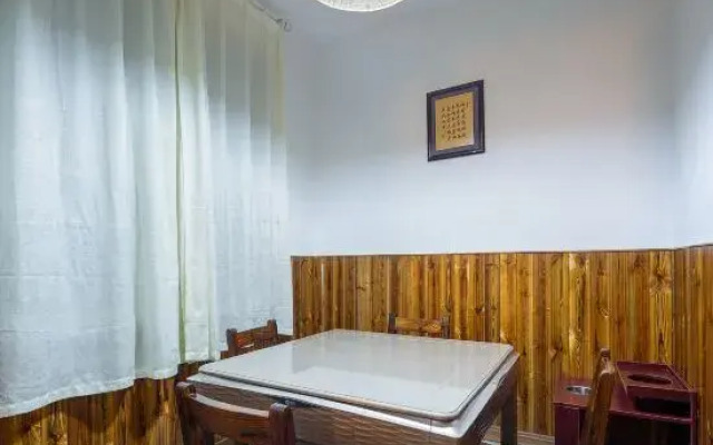 Anji Yunshang Grassland Jinshuiloutai Homestay