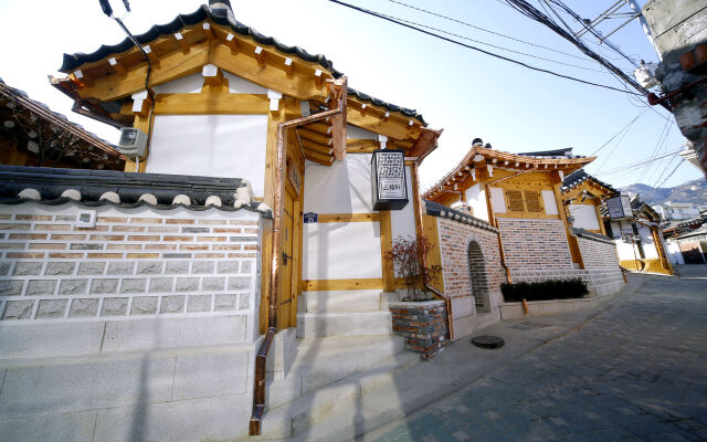 Hanok 24 guesthouse Gyeongbokgung