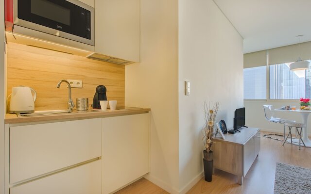Charming Flat @ Trindade II