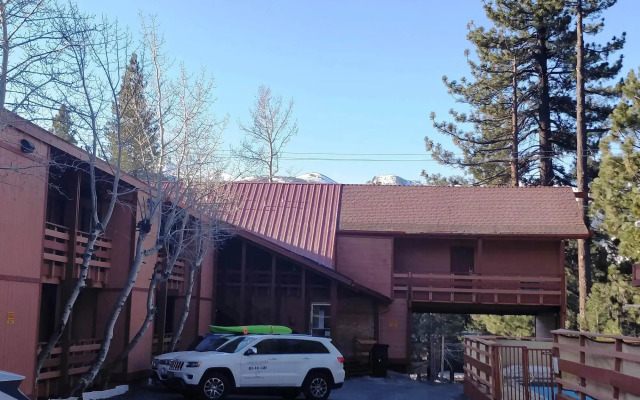 Ventura Grand Inn