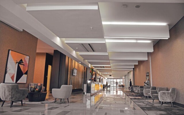 The Capital Menlyn Maine