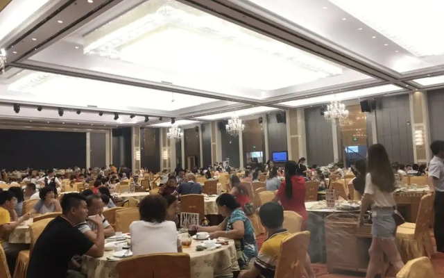 Zhenshang Hotel