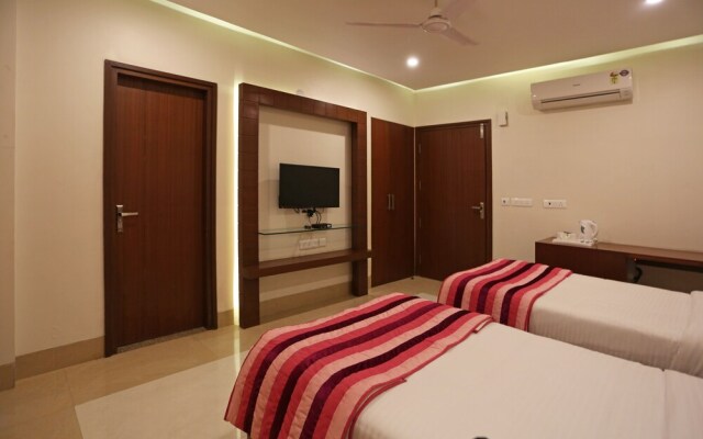 FabHotel Zineb