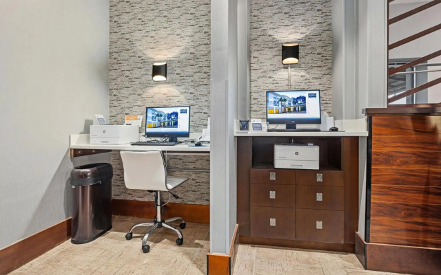 Four Points by Sheraton Jacksonville Baymeadows