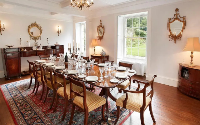 Broomfield House
