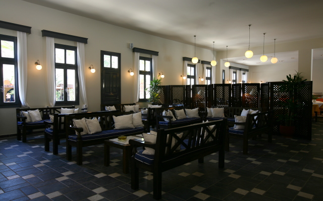 Rosebay Hotel