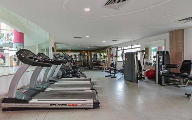 Country Club Pune By OYO Rooms