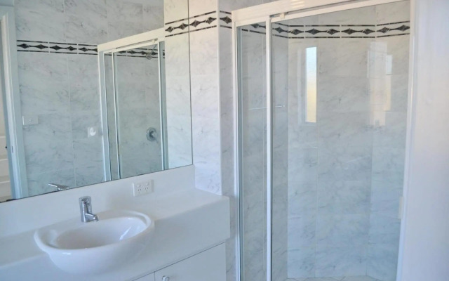 Ocean Shores Apartment 17