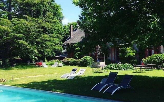 Le Pavillon De Kériolet