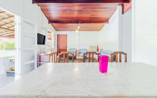 GB69 Excelente Casa 4/4 a 400m da Praia