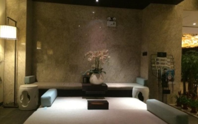 Maritime Hotel (Zhengzhou Century Amusement Park Zhongyuan Tower) – Lobby – Zhengzhou
