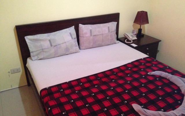 Lia Condotel