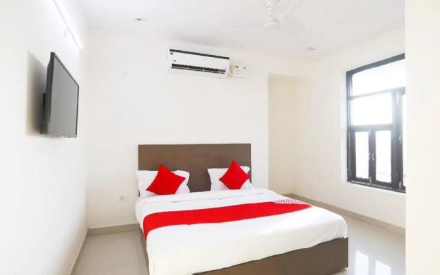 Rajmahal Residency Hotel by OYO Rooms