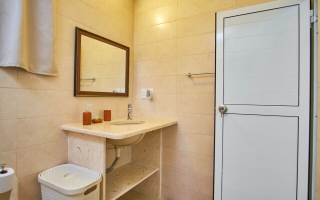 Luxury Villa with Pool-Jacuzzi Sea View