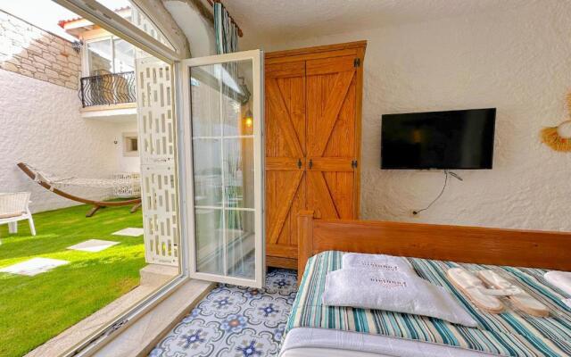 The Fountain Çeşme