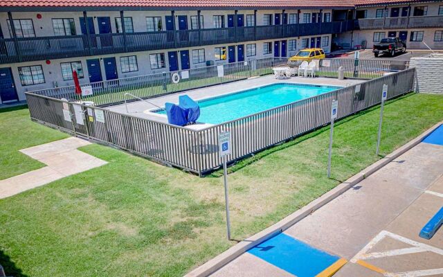 Motel 6 Amarillo, TX - Airport