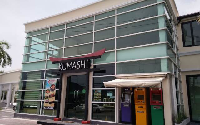 The Green View Hotel