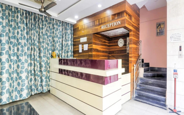 Iroomz Hotel New SS INN
