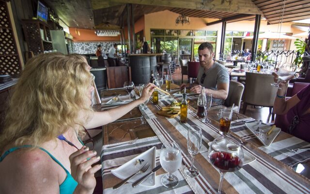 Hotel Arenal Springs Resort & Spa