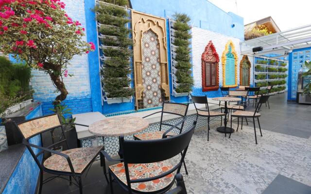 Aquarizon Boutique Hostel & City Bar