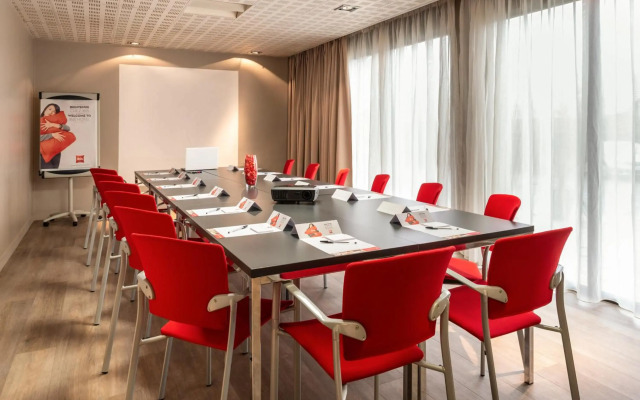 ibis Cergy Pontoise Le Port