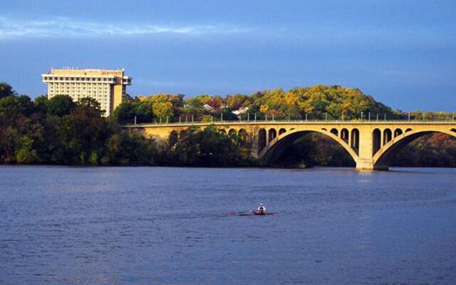 Key Bridge Marriott