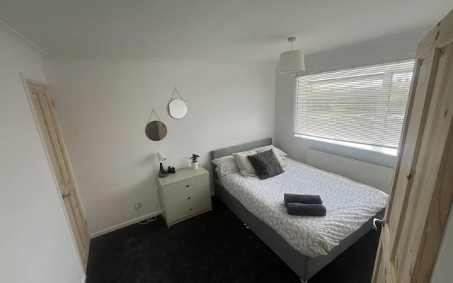 Charming 3-bed House in Leighton Buzzard