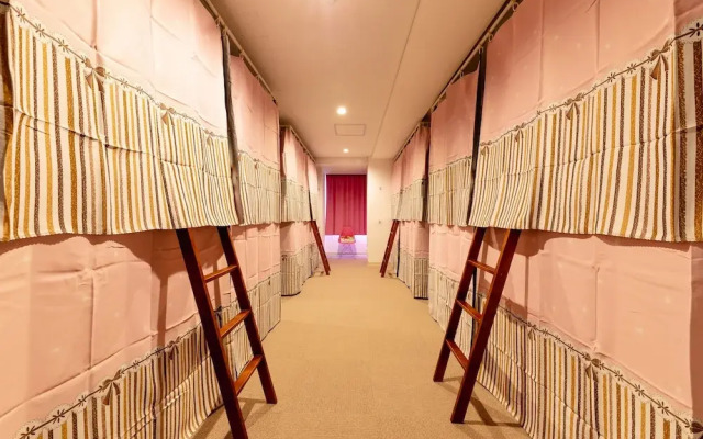 Nikko Inn Minamisenba - Hostel
